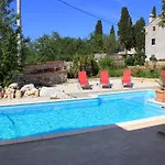 Luxury With A Swimming Pool Manjadvorci, Marcana - 7731 Vila *