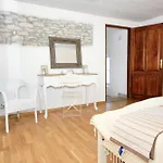 Luxury With A Swimming Pool Manjadvorci, Marcana - 7731 Vila